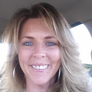 Meet your Posher, Rebekah